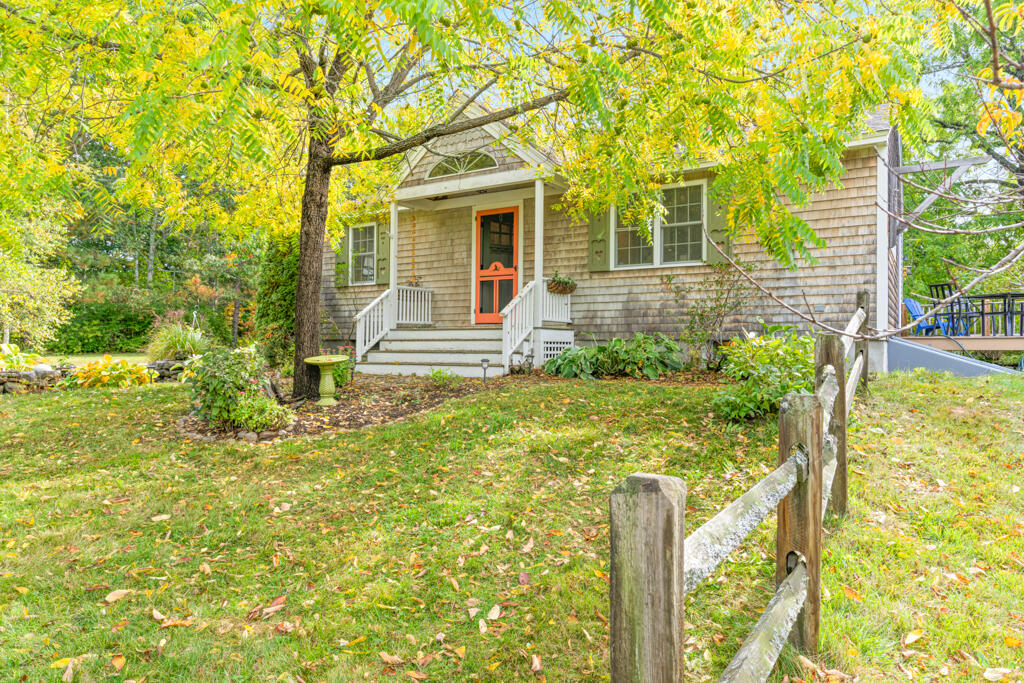 103 Thurlow Road Lincolnville ME 04849