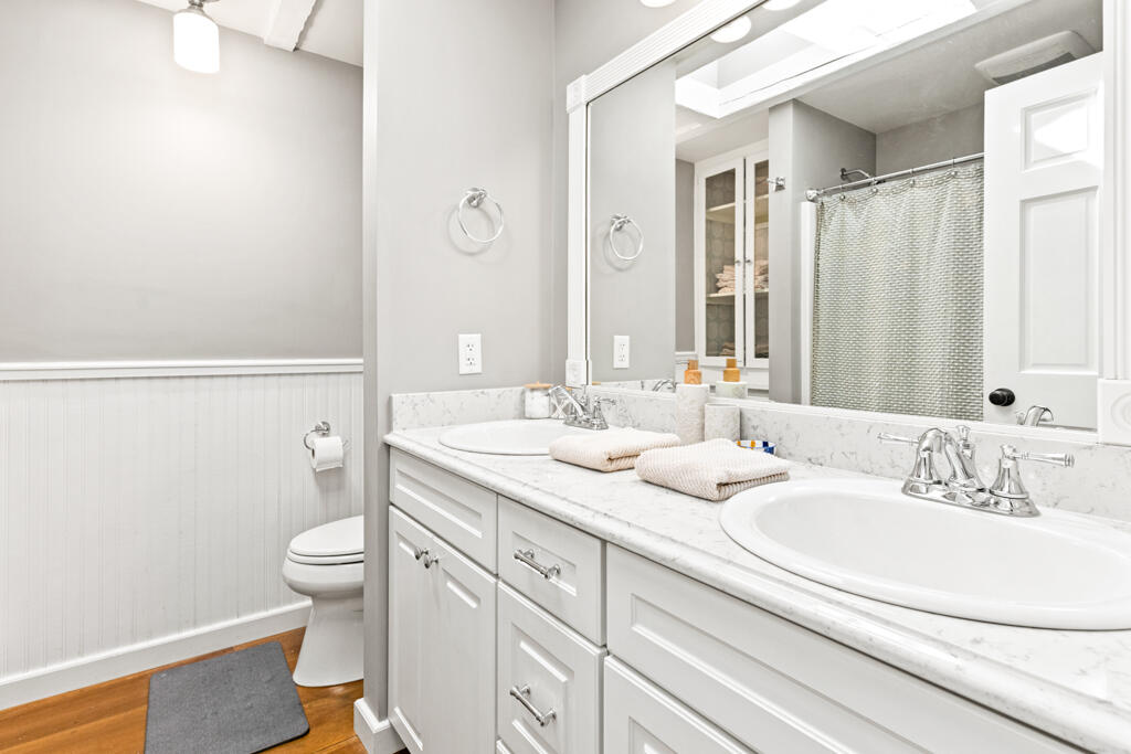 103 Thurlow Road Lincolnville ME 04849