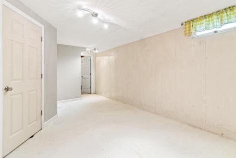 103 Thurlow Road Lincolnville ME 04849