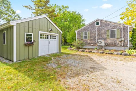 103 Thurlow Road Lincolnville ME 04849