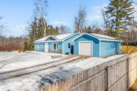 542 Main Road Charleston ME 04422