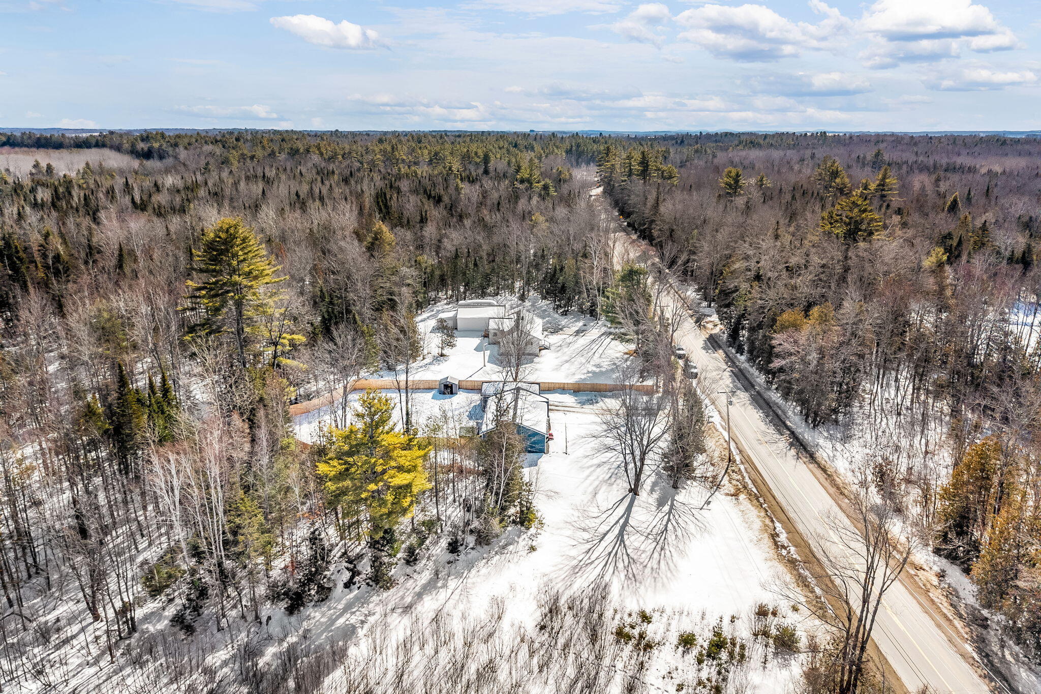 542 Main Road Charleston ME 04422