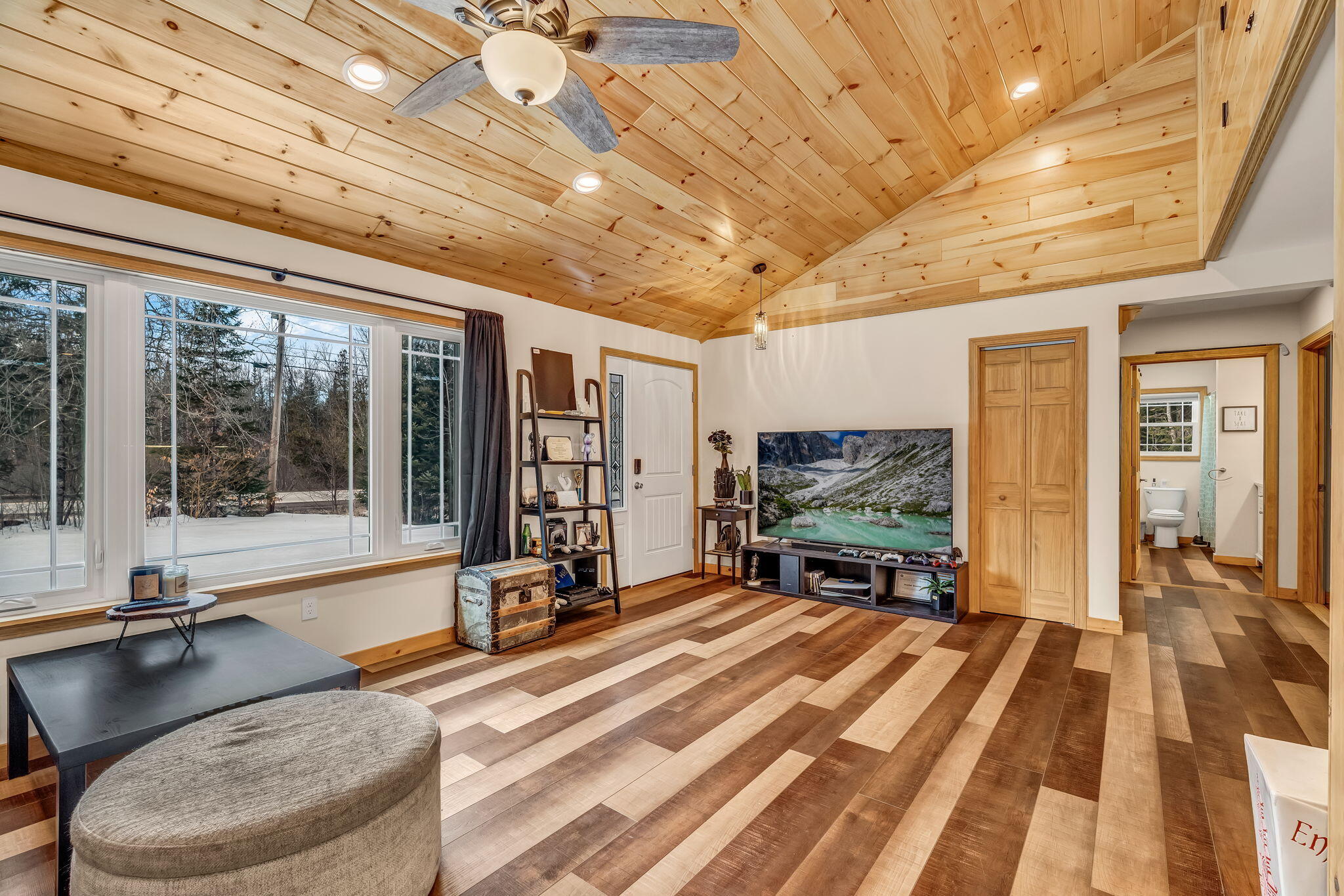 542 Main Road Charleston ME 04422