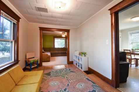 22 Rose Terrace Auburn ME 04210