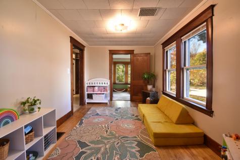 22 Rose Terrace Auburn ME 04210