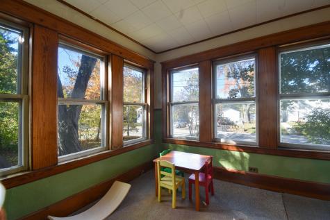 22 Rose Terrace Auburn ME 04210