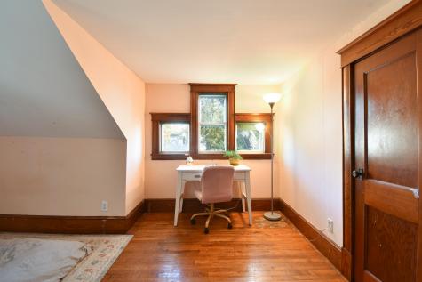 22 Rose Terrace Auburn ME 04210