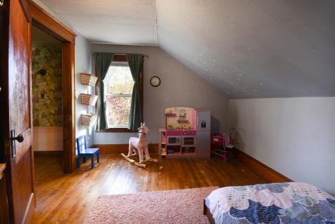 22 Rose Terrace Auburn ME 04210