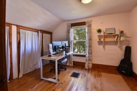 22 Rose Terrace Auburn ME 04210
