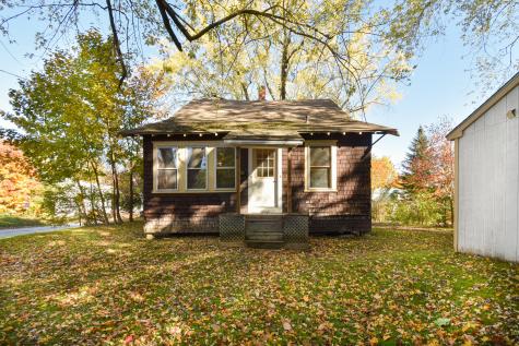 22 Rose Terrace Auburn ME 04210