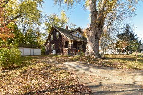 22 Rose Terrace Auburn ME 04210