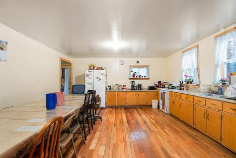 68 Dunn Road Dexter ME 04930