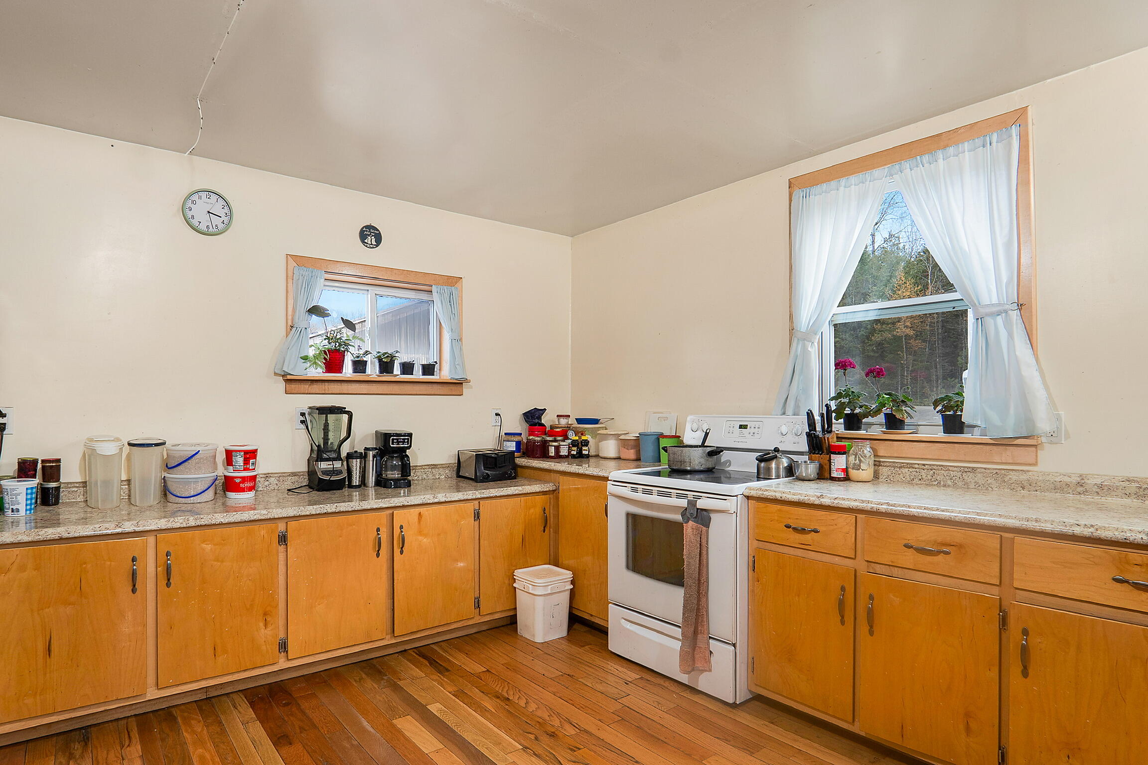 68 Dunn Road Dexter ME 04930