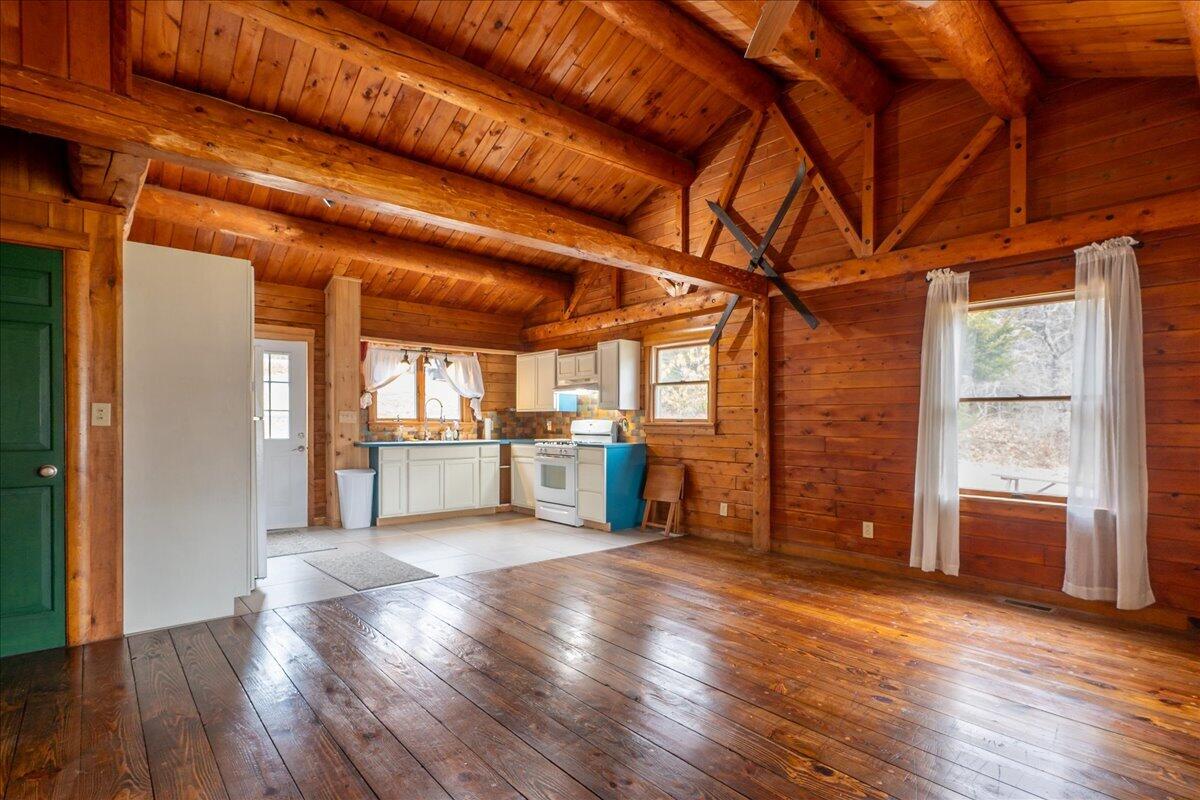 11 Warren Lane Boothbay Harbor ME 04538