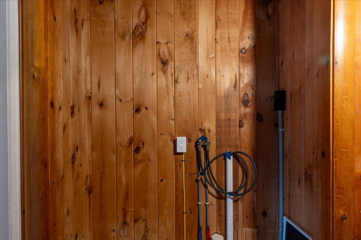 11 Warren Lane Boothbay Harbor ME 04538