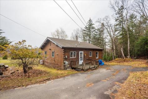 11 Warren Lane Boothbay Harbor ME 04538