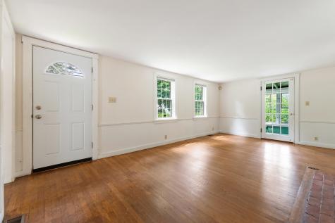 342 York Street York ME 03909