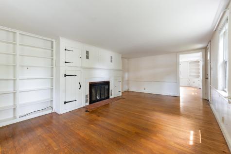 342 York Street York ME 03909