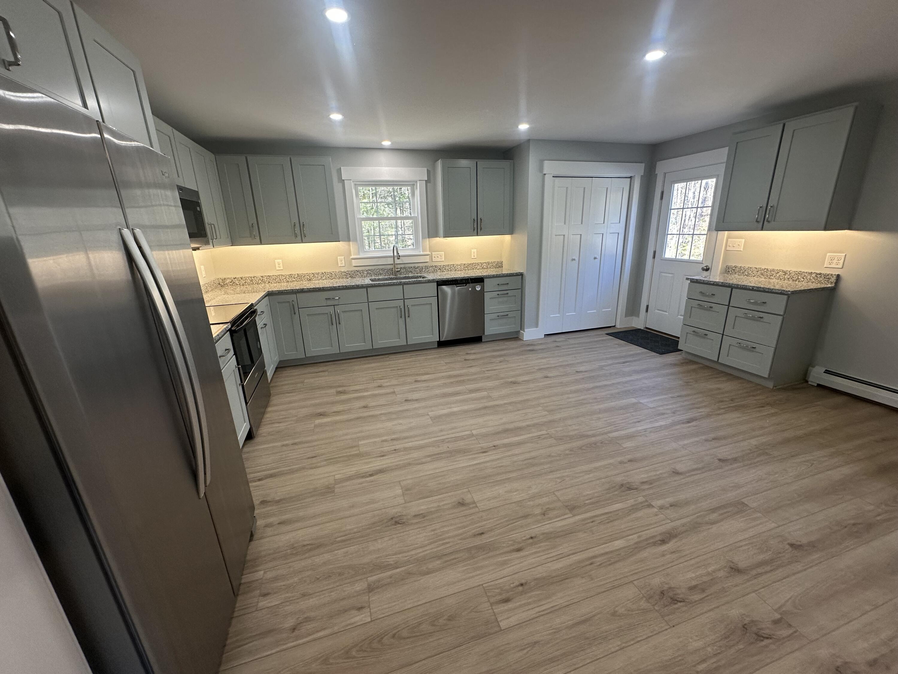 54 Hanson's Ridge Road Sanford ME 04073