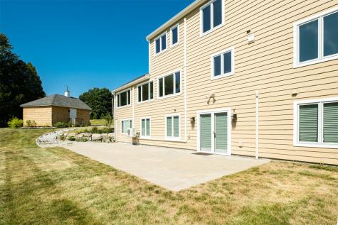 987 Alewive Road Kennebunk ME 04043