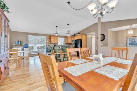 22 Mcgill Fern Road Standish ME 04084