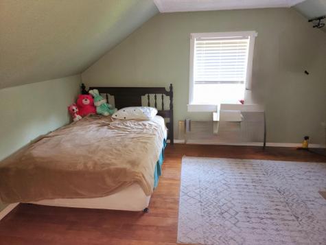 33 W Bates Street Auburn ME 04210