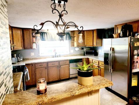 33 W Bates Street Auburn ME 04210