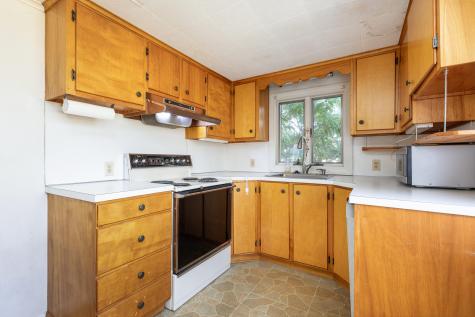 50 Woodlawn Avenue Portland ME 04103