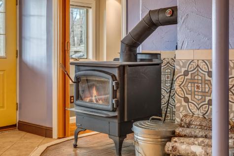 5 Hideaway Lane Richmond ME 04357