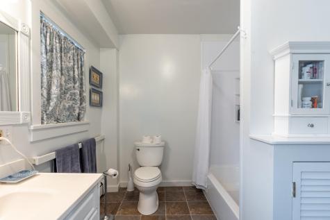 31 Bay Street Boothbay Harbor ME 04538