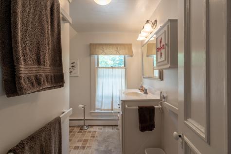 31 Bay Street Boothbay Harbor ME 04538