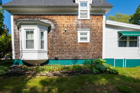 31 Bay Street Boothbay Harbor ME 04538