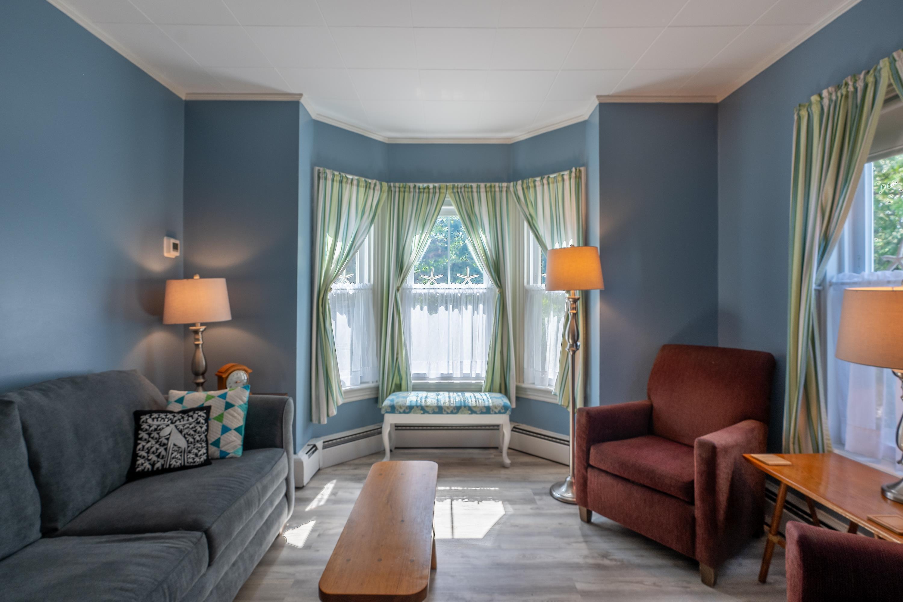 31 Bay Street Boothbay Harbor ME 04538