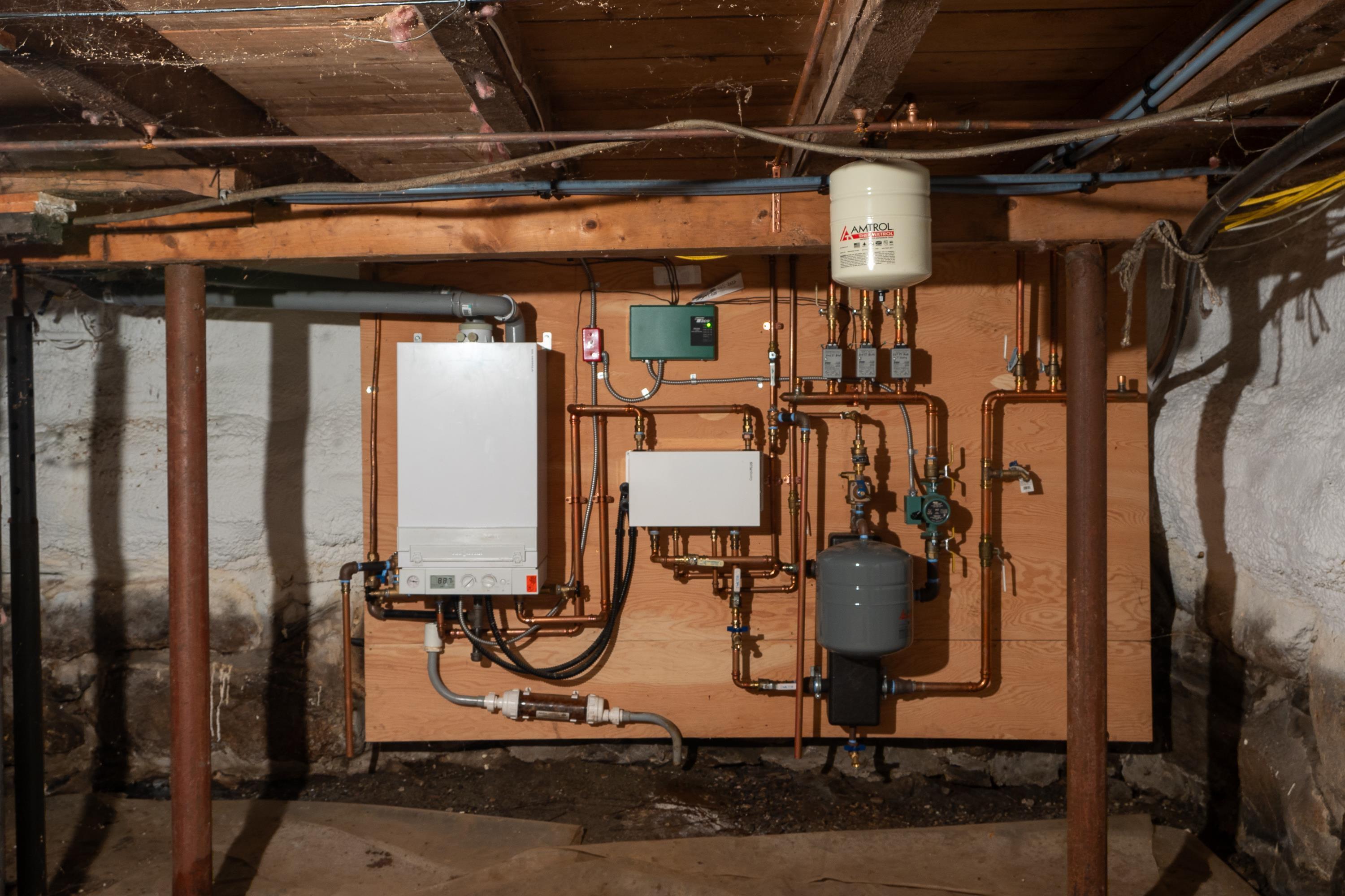 31 Bay Street Boothbay Harbor ME 04538