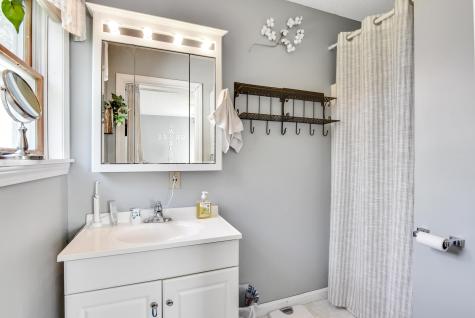 122 Benson Road West Gardiner ME 04345