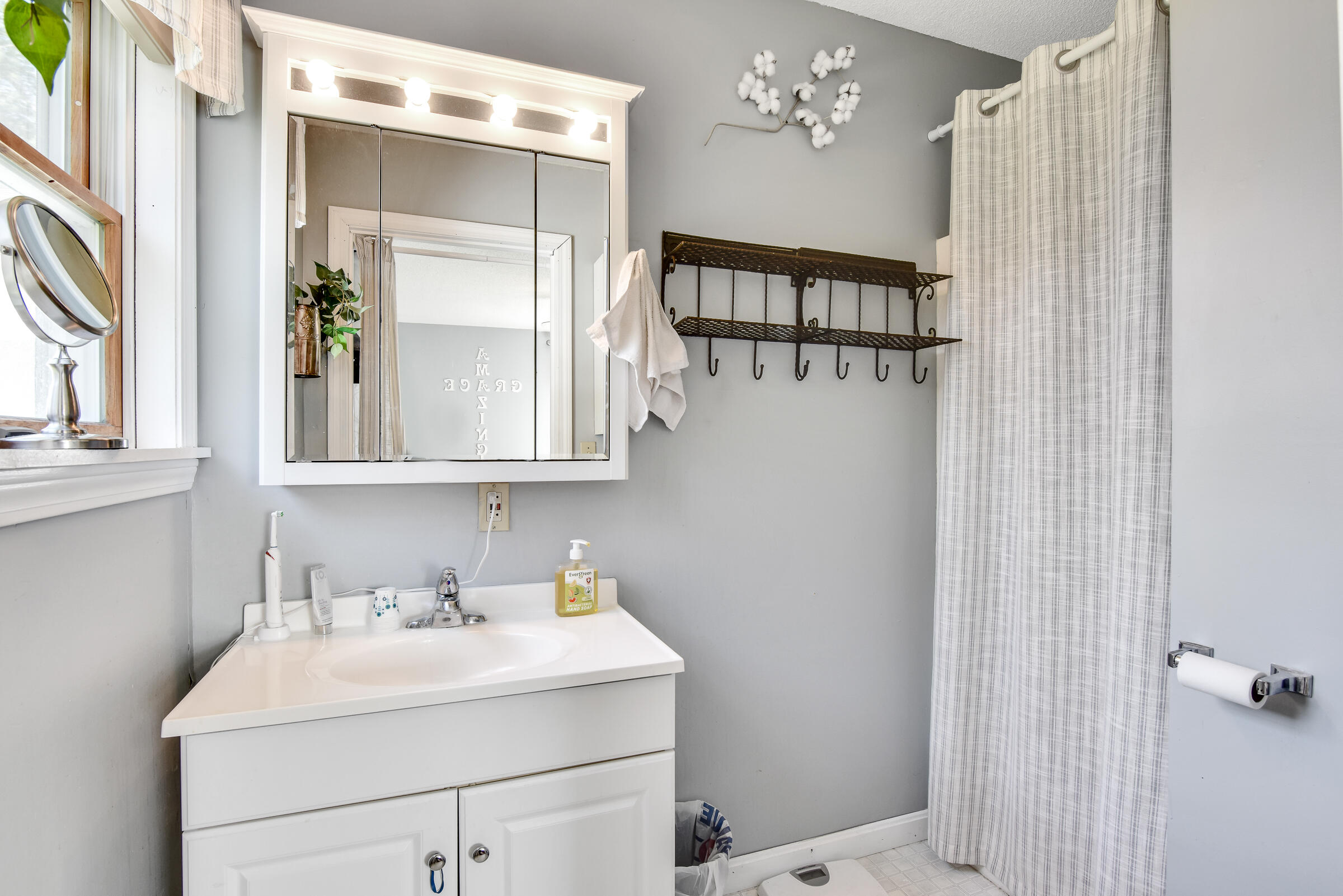 122 Benson Road West Gardiner ME 04345