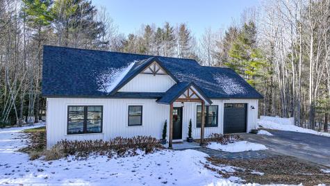 25 Berry Road Sweden ME 04040