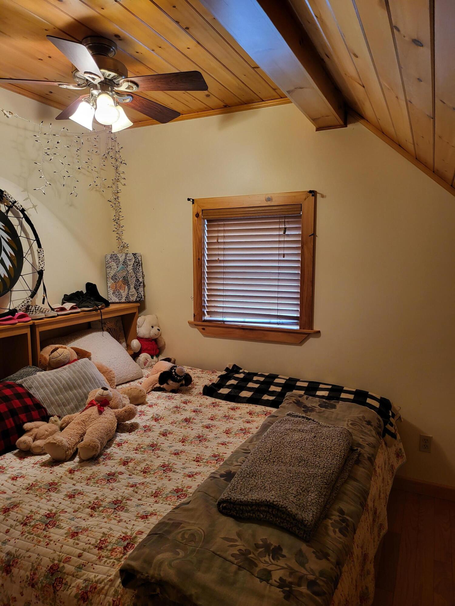 33 Chapman Ridge Road Cornville ME 04976