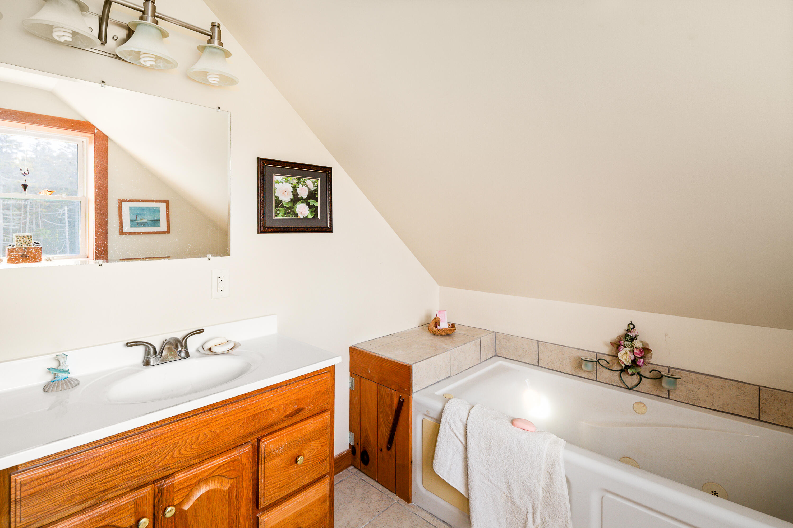 83 North Road Matinicus Isle Plt ME 04851