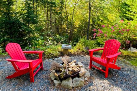 34 Frenchmans Hill E Bar Harbor ME 04609