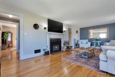 15 Sunset Avenue North Berwick ME 03906
