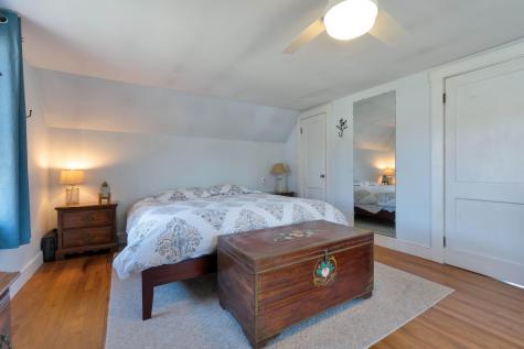 15 Sunset Avenue North Berwick ME 03906
