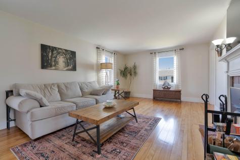 15 Sunset Avenue North Berwick ME 03906