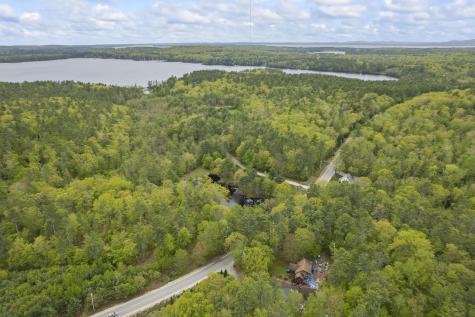 4 Rocky Point Road Raymond ME 04071
