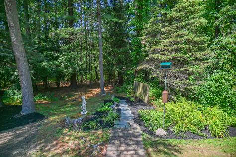 8 Ash Lane York ME 03909