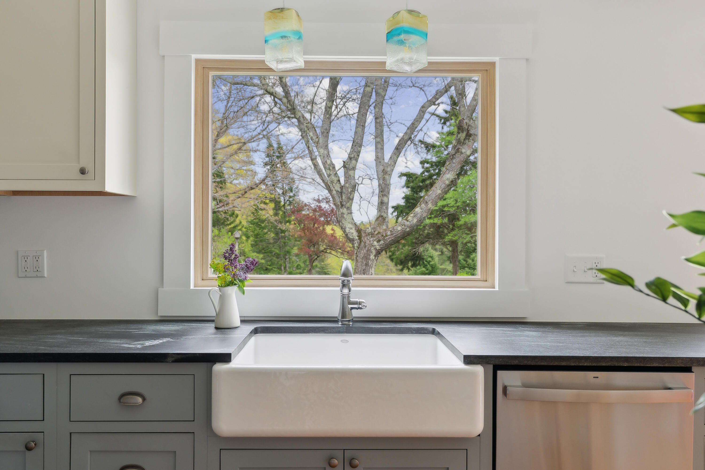 463 Back Meadow Road Damariscotta ME 04543