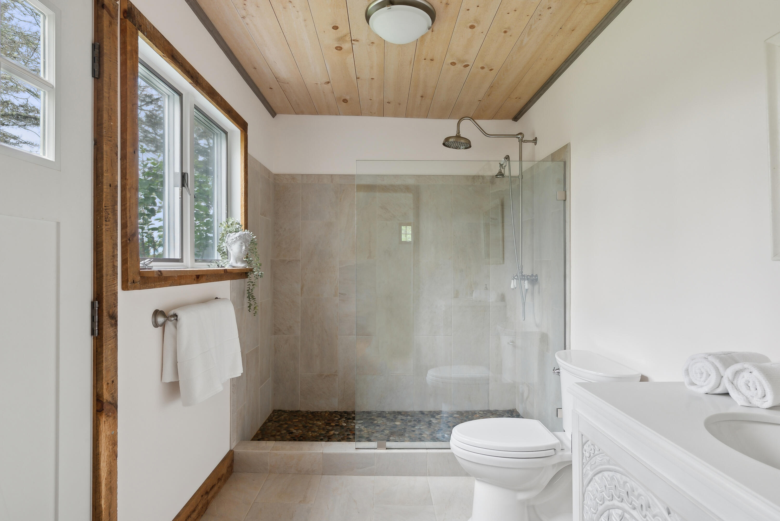 463 Back Meadow Road Damariscotta ME 04543