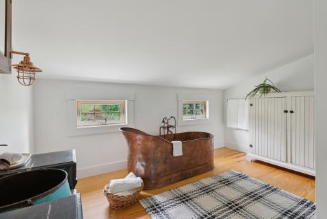 463 Back Meadow Road Damariscotta ME 04543