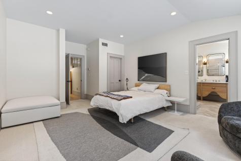52 Maeves Way Cumberland ME 04110