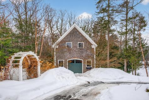 52 Maeves Way Cumberland ME 04110
